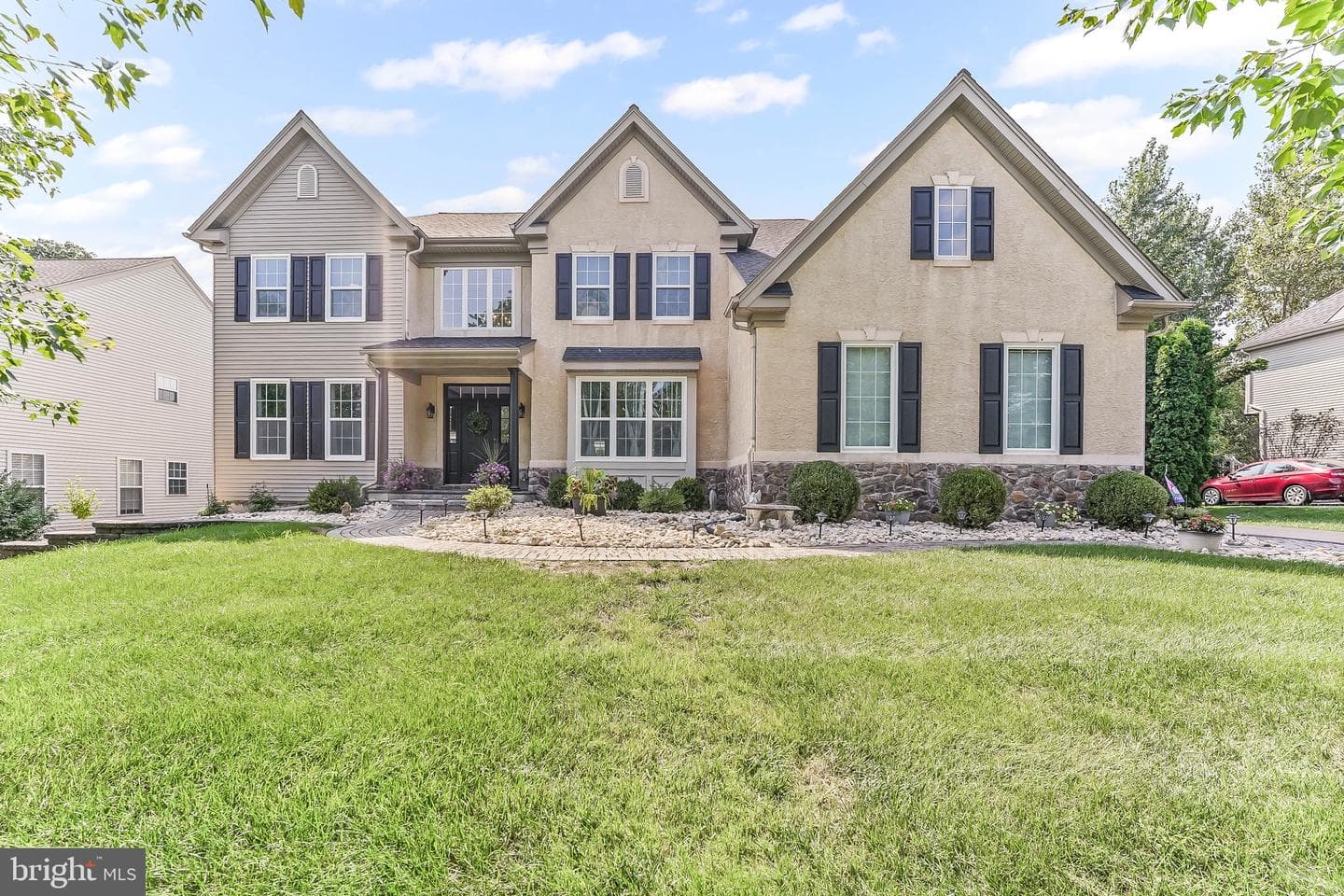 207 Honey Locust Drive photo 2