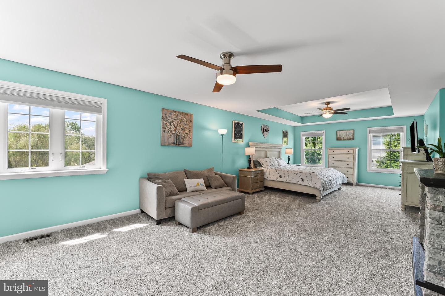 207 Honey Locust Drive photo 28