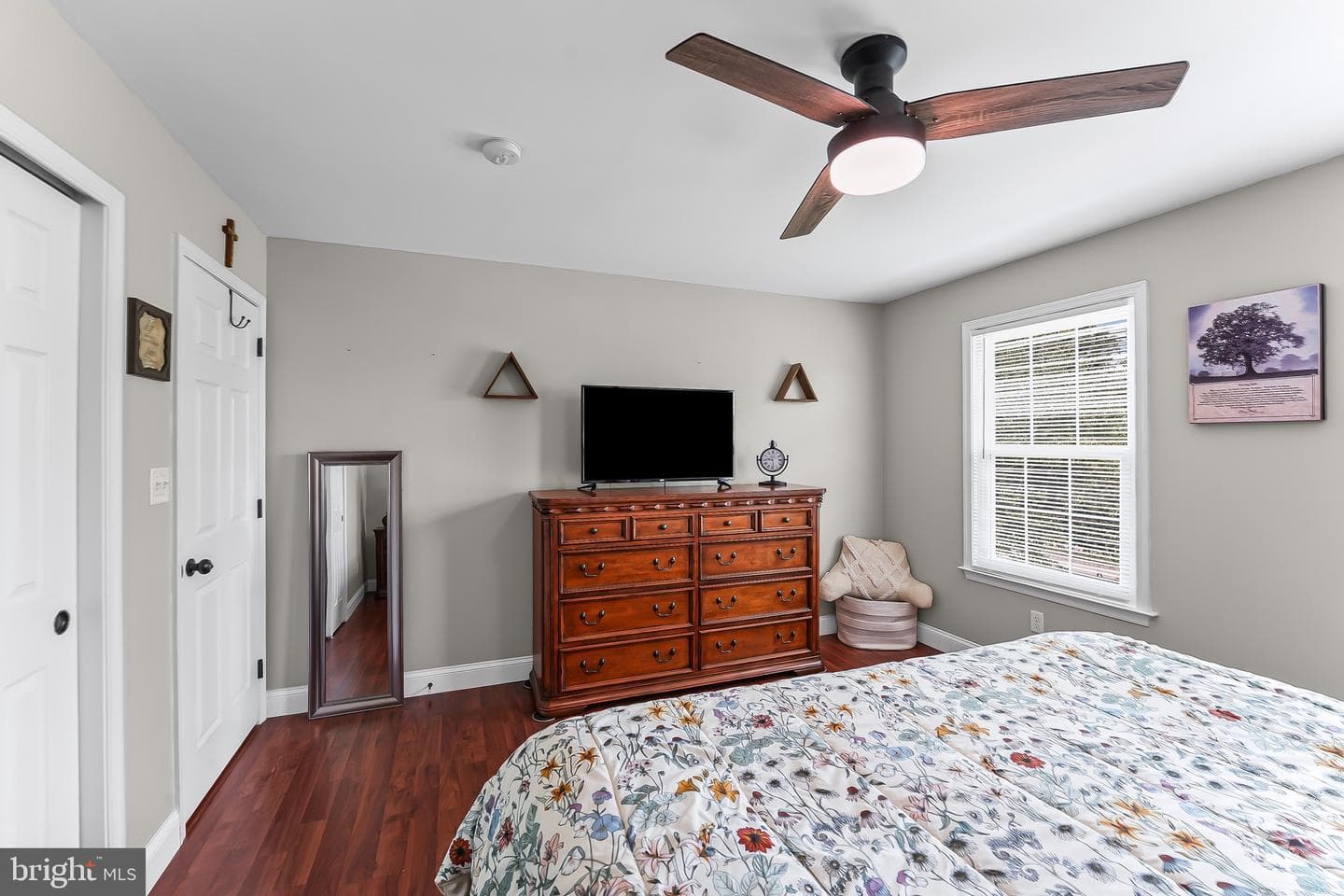 207 Honey Locust Drive photo 39