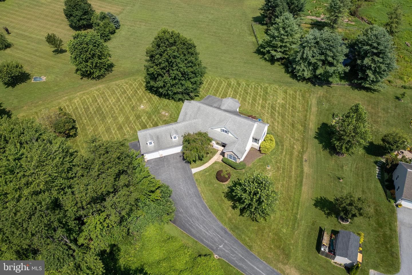 650 Cullen Road photo 11