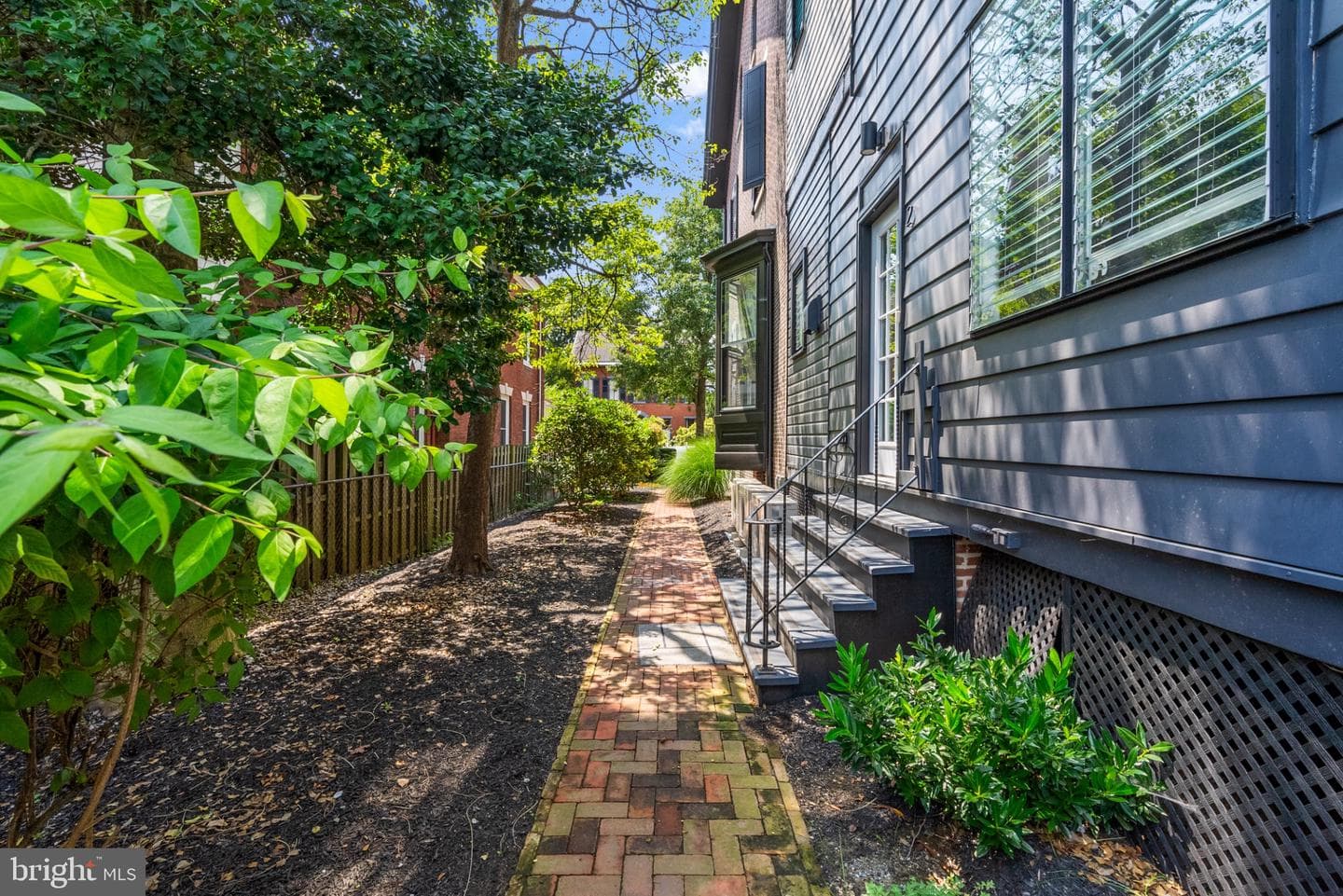 305 S Walnut Street photo 19
