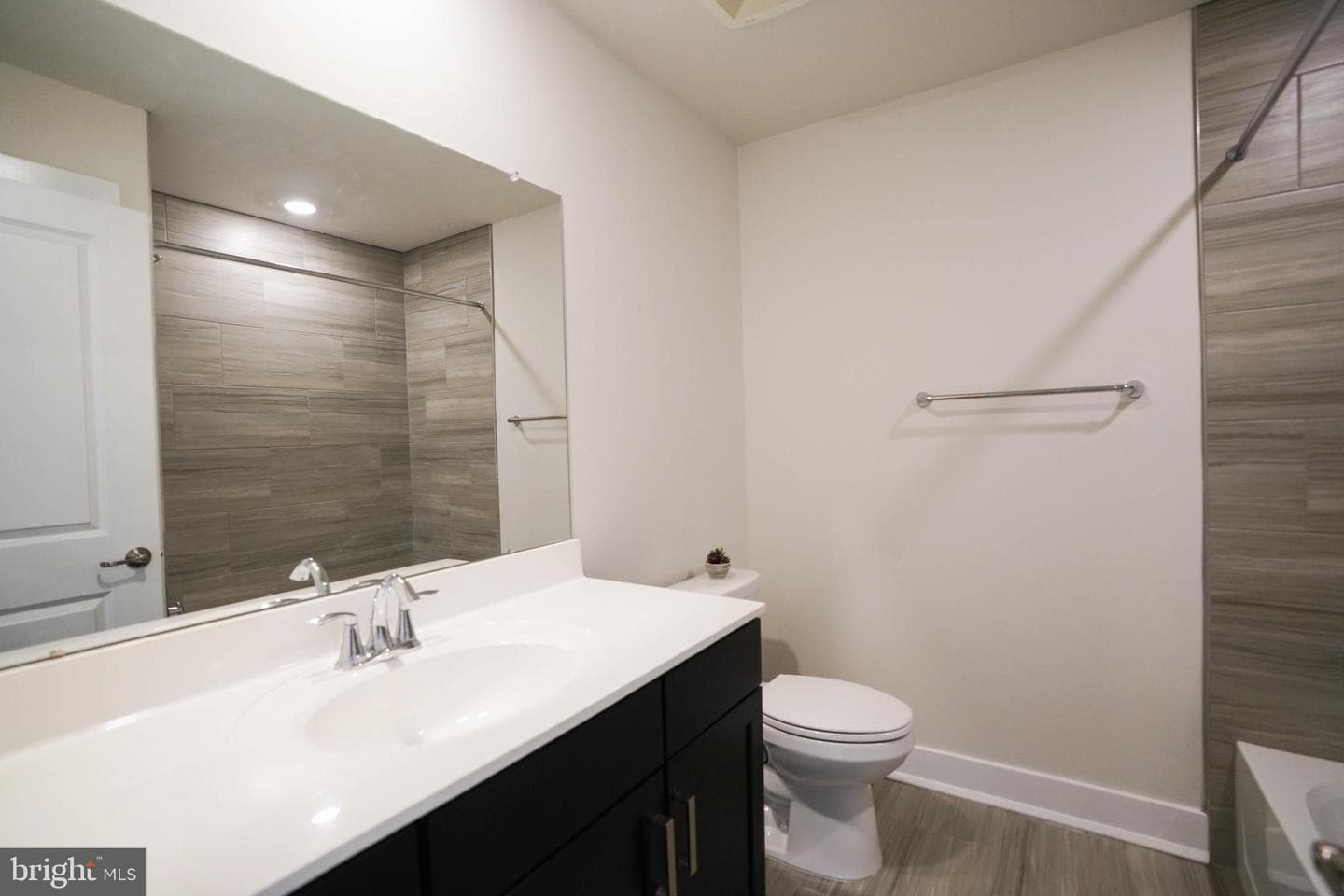103 Livingston Lane photo 20