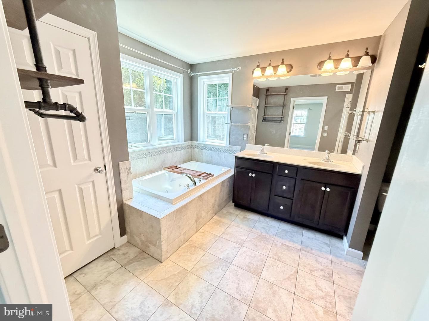 3144 Silbury Hl Hill photo 22