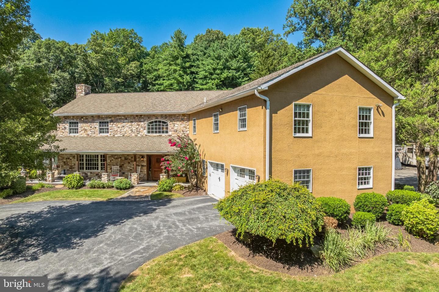 49 Denton Drive photo 3