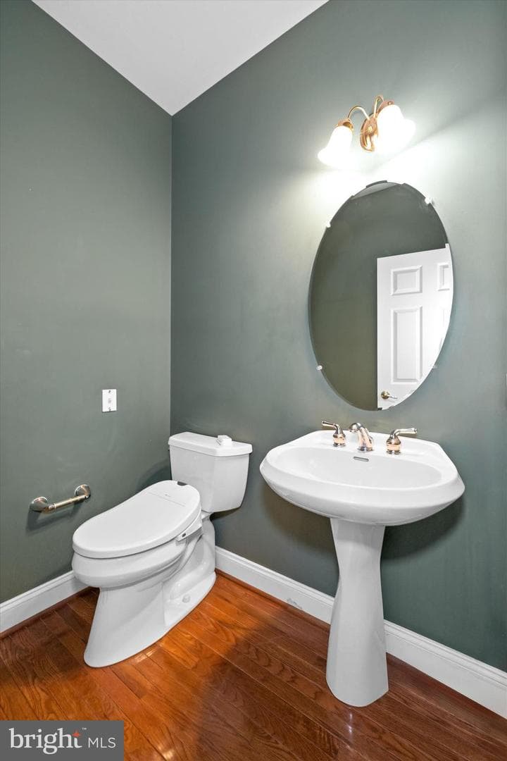 204 Brittany Drive photo 22