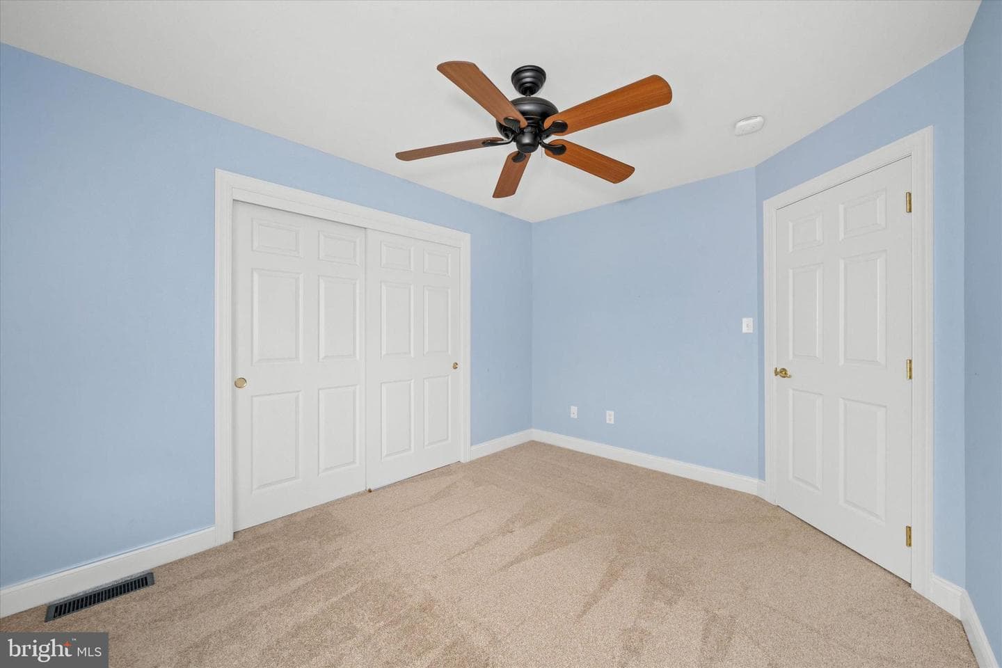 204 Brittany Drive photo 31