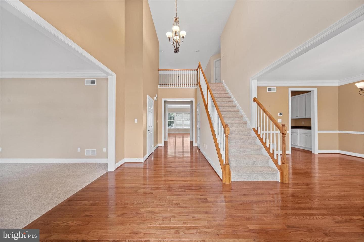 204 Brittany Drive photo 4