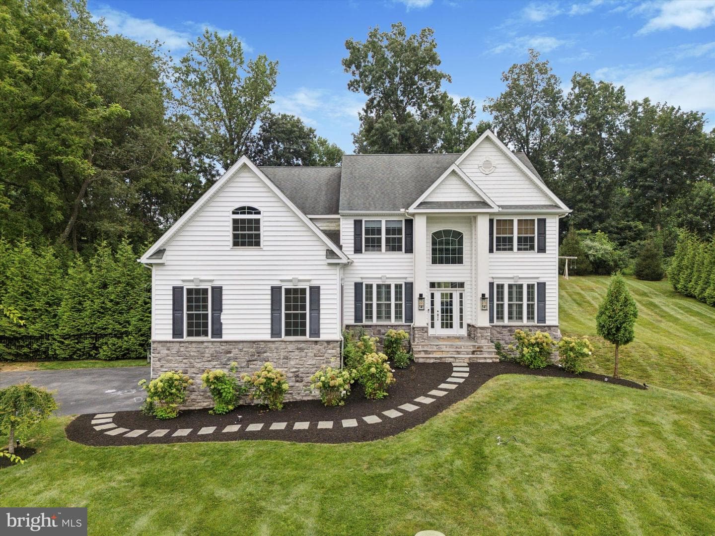1444 Telegraph Road photo 3