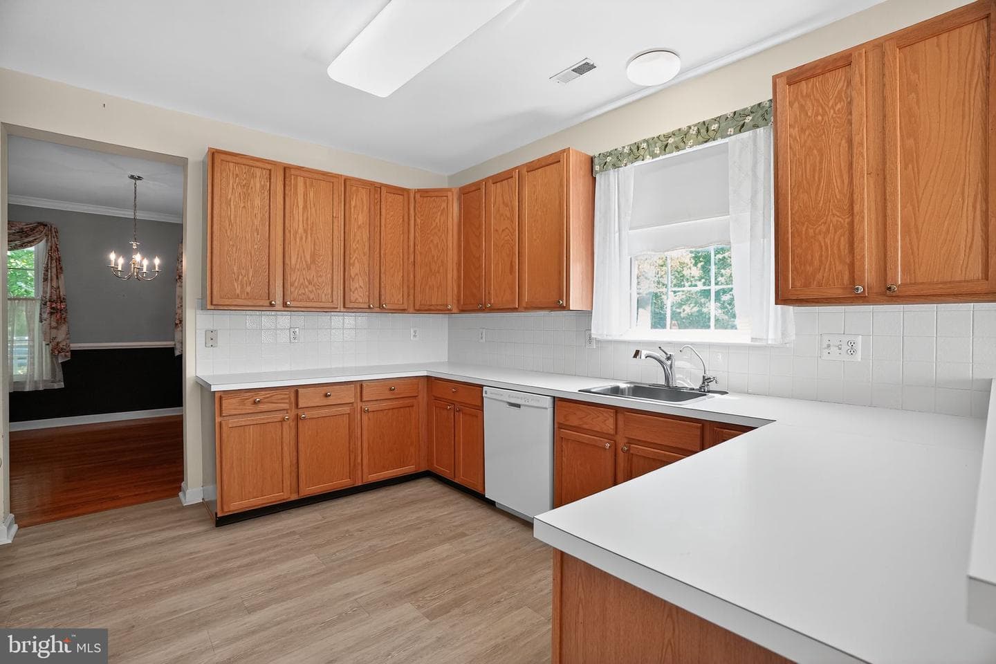 106 Stockton Square photo 24