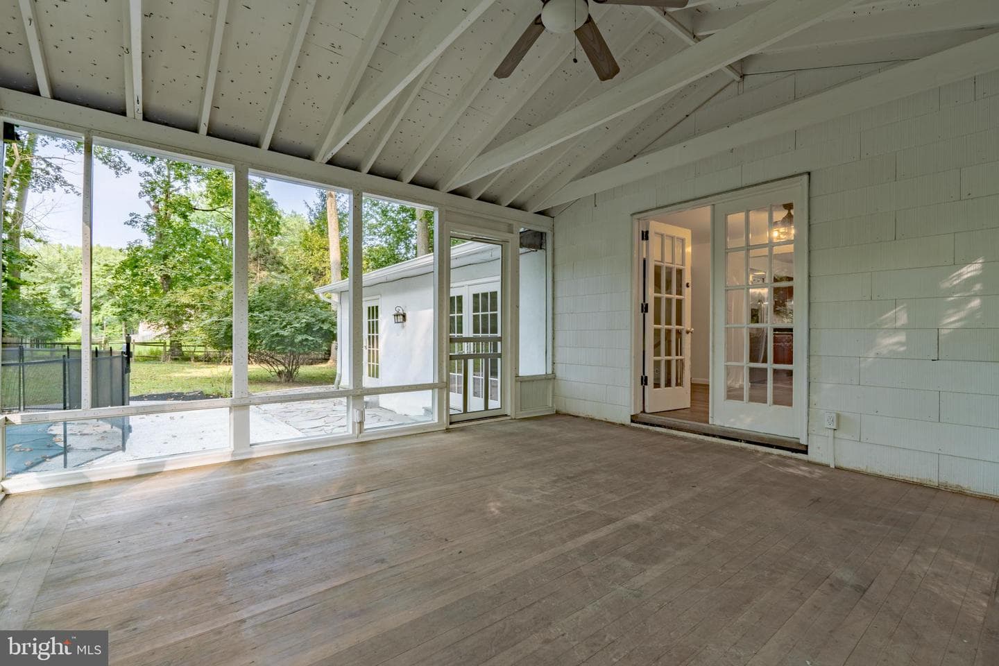 925 Tyson Dr photo 21