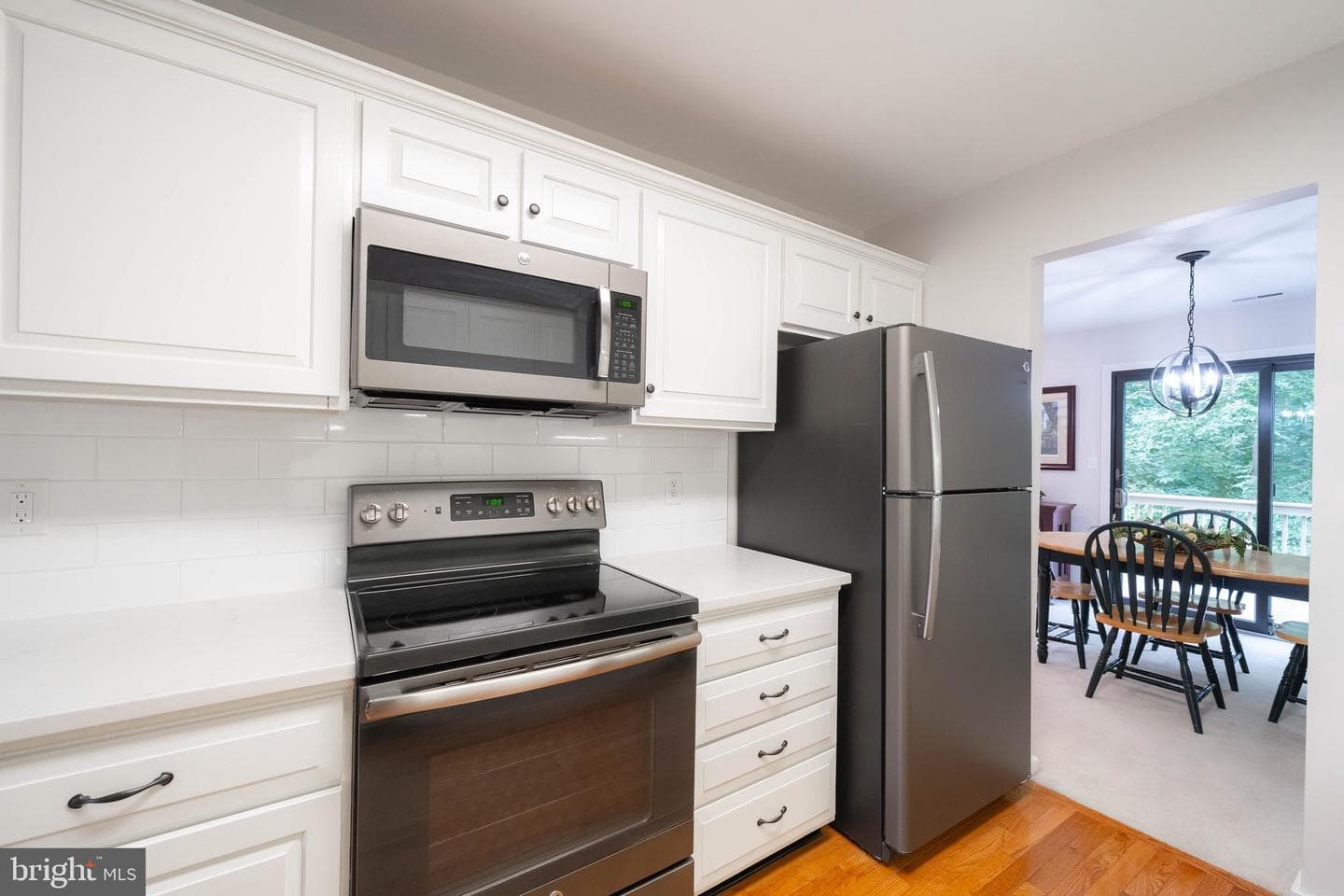 392 Lynetree Drive photo 14