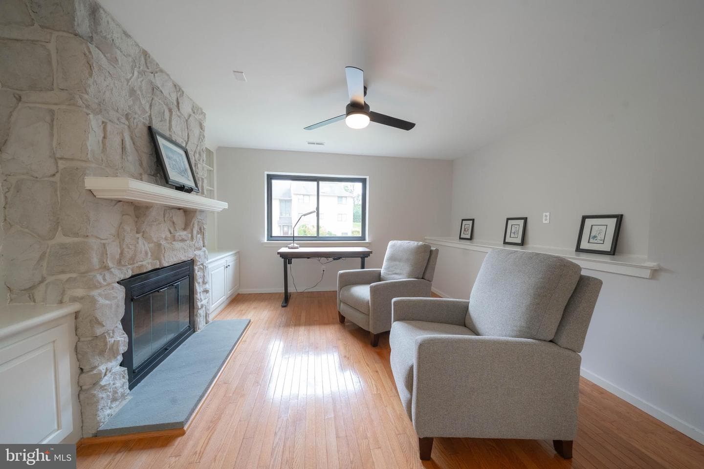 392 Lynetree Drive photo 16