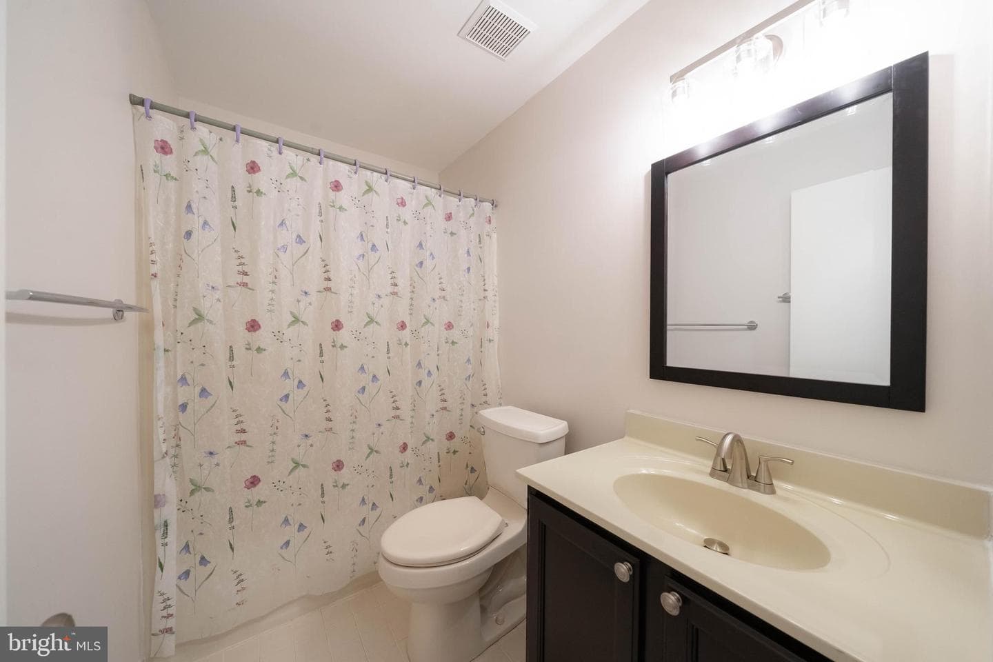 392 Lynetree Drive photo 29