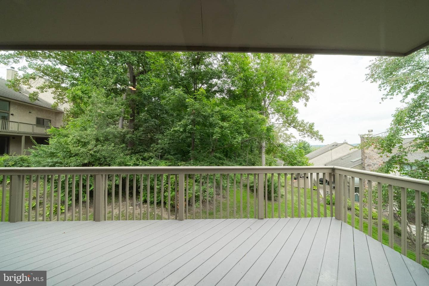 392 Lynetree Drive photo 36