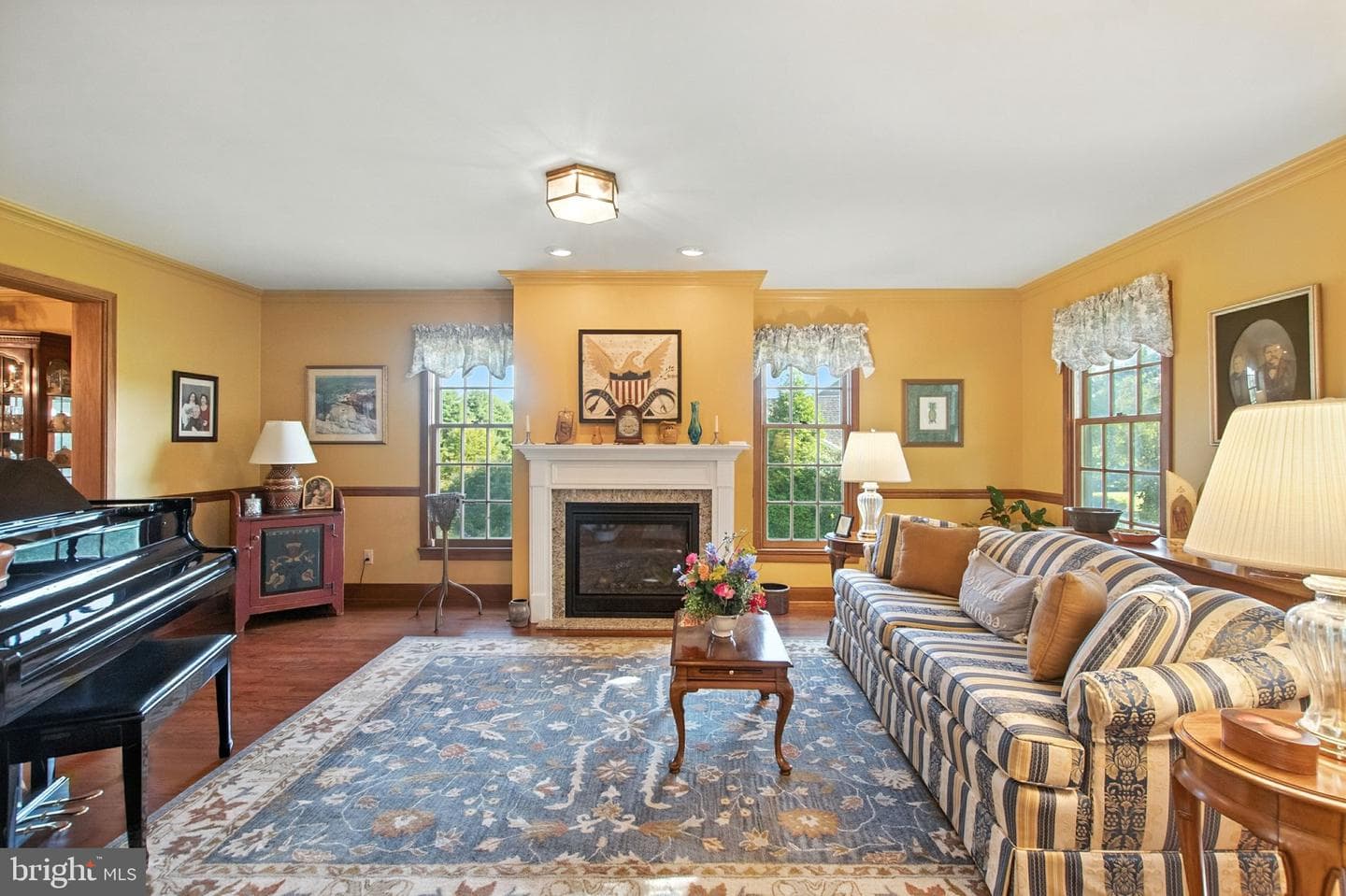 10 Hershey Drive photo 3