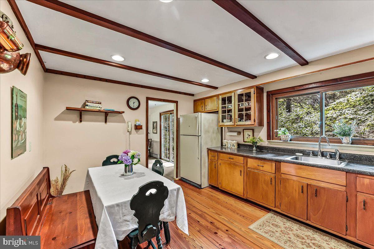 34 Stirling Way photo 15