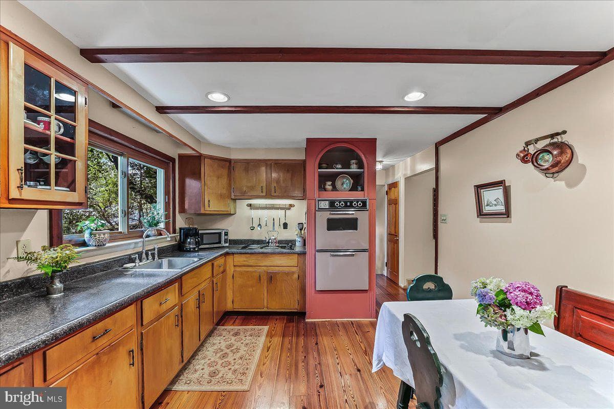 34 Stirling Way photo 17