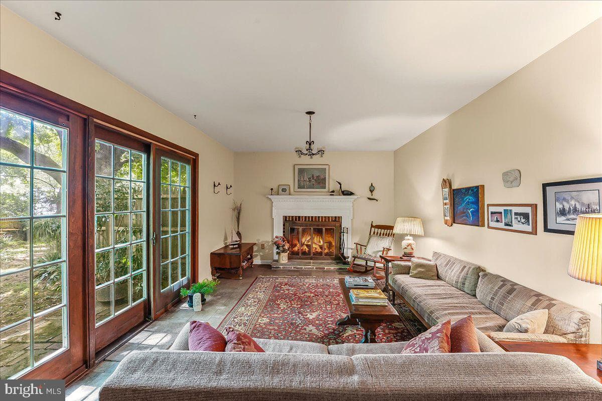 34 Stirling Way photo 18