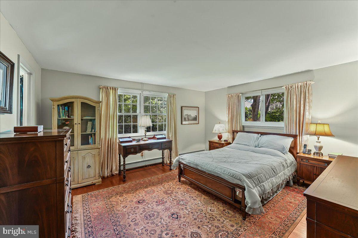 34 Stirling Way photo 22