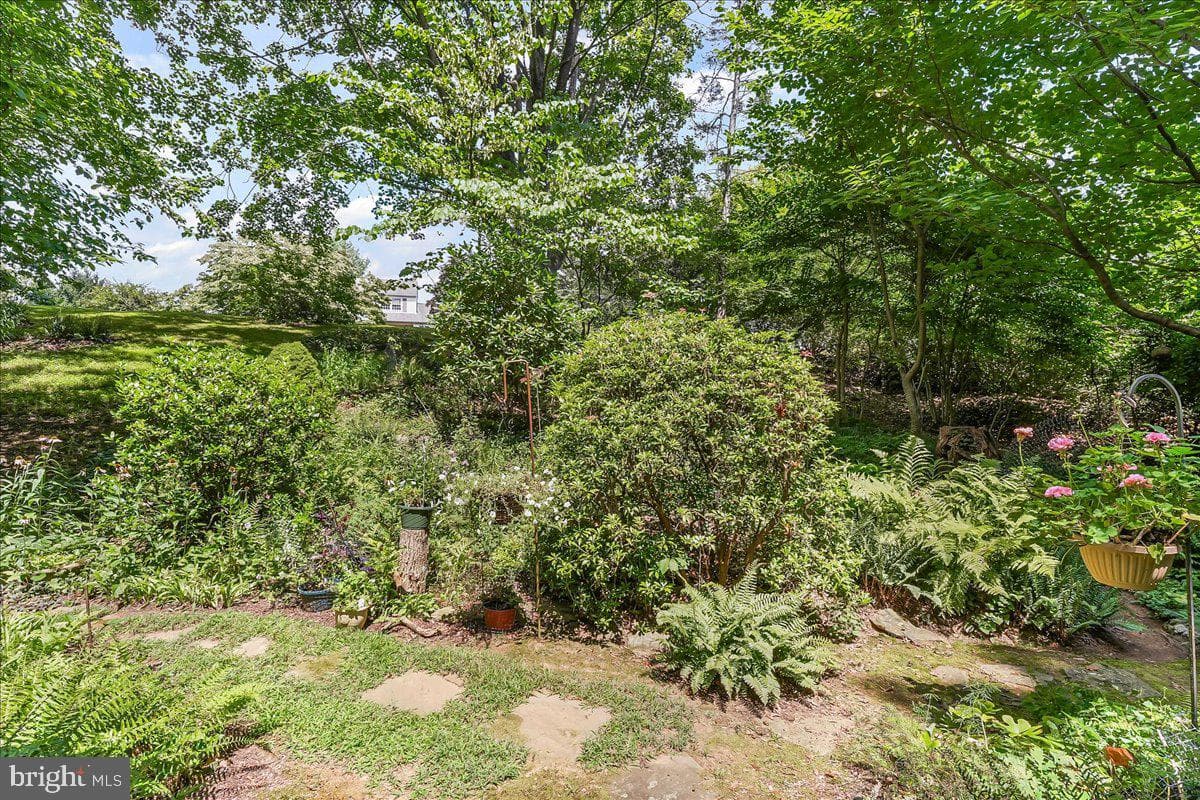34 Stirling Way photo 46