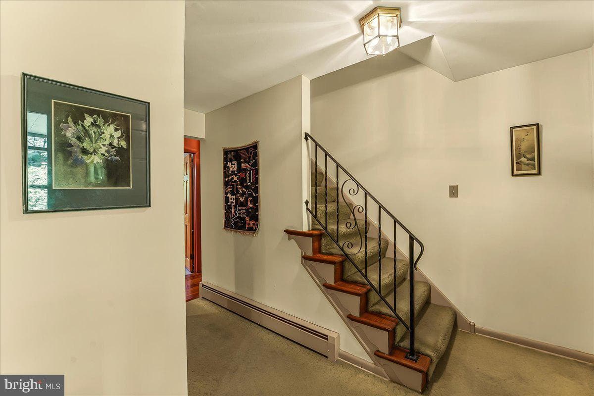 34 Stirling Way photo 6