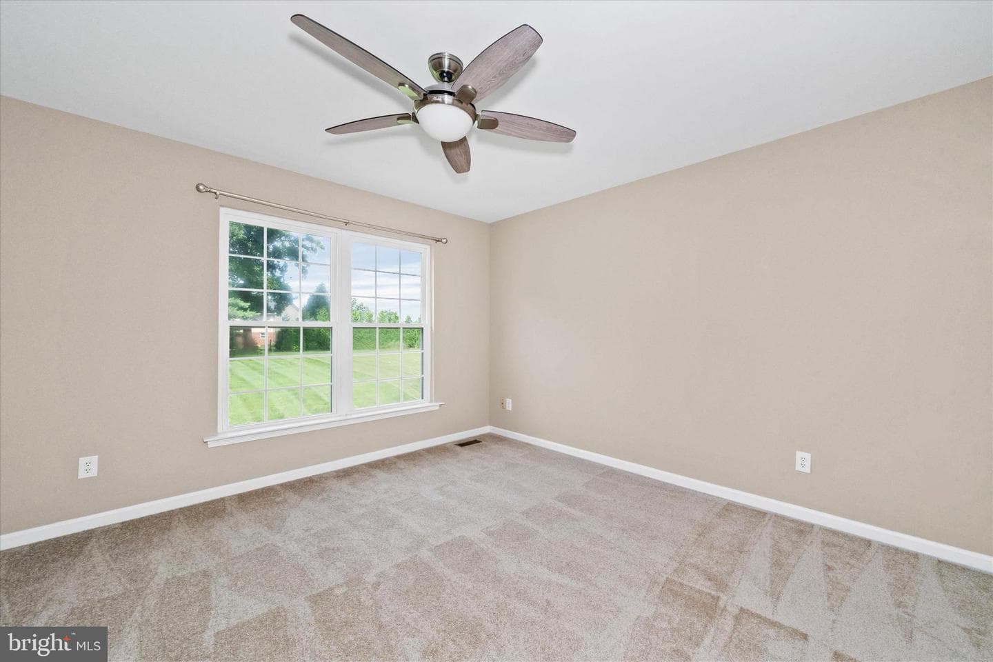 424 Buttonwood Lane photo 31