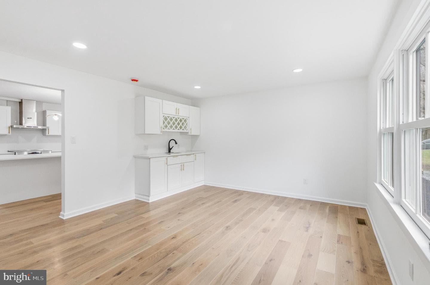 201 Church Road photo 9
