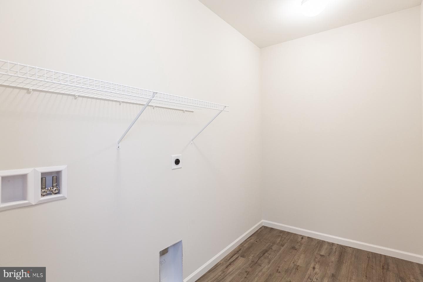 606 Greenbriar Path photo 22