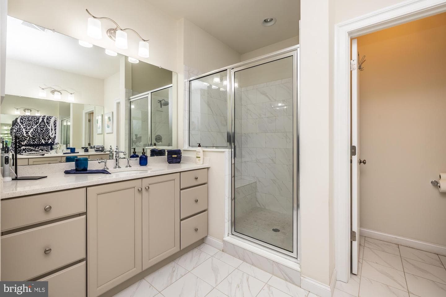 1047 James Walter Way photo 18