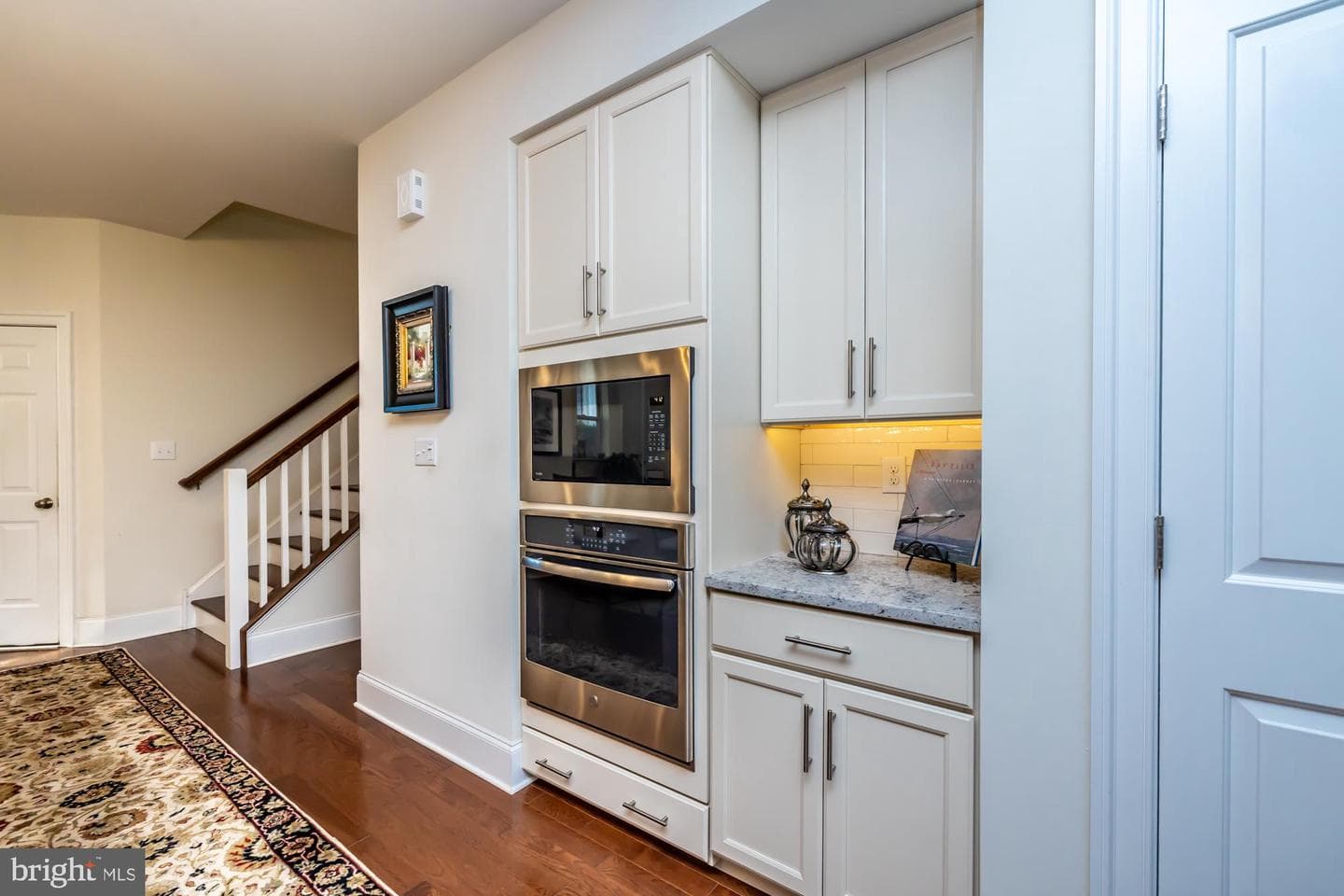 1047 James Walter Way photo 9