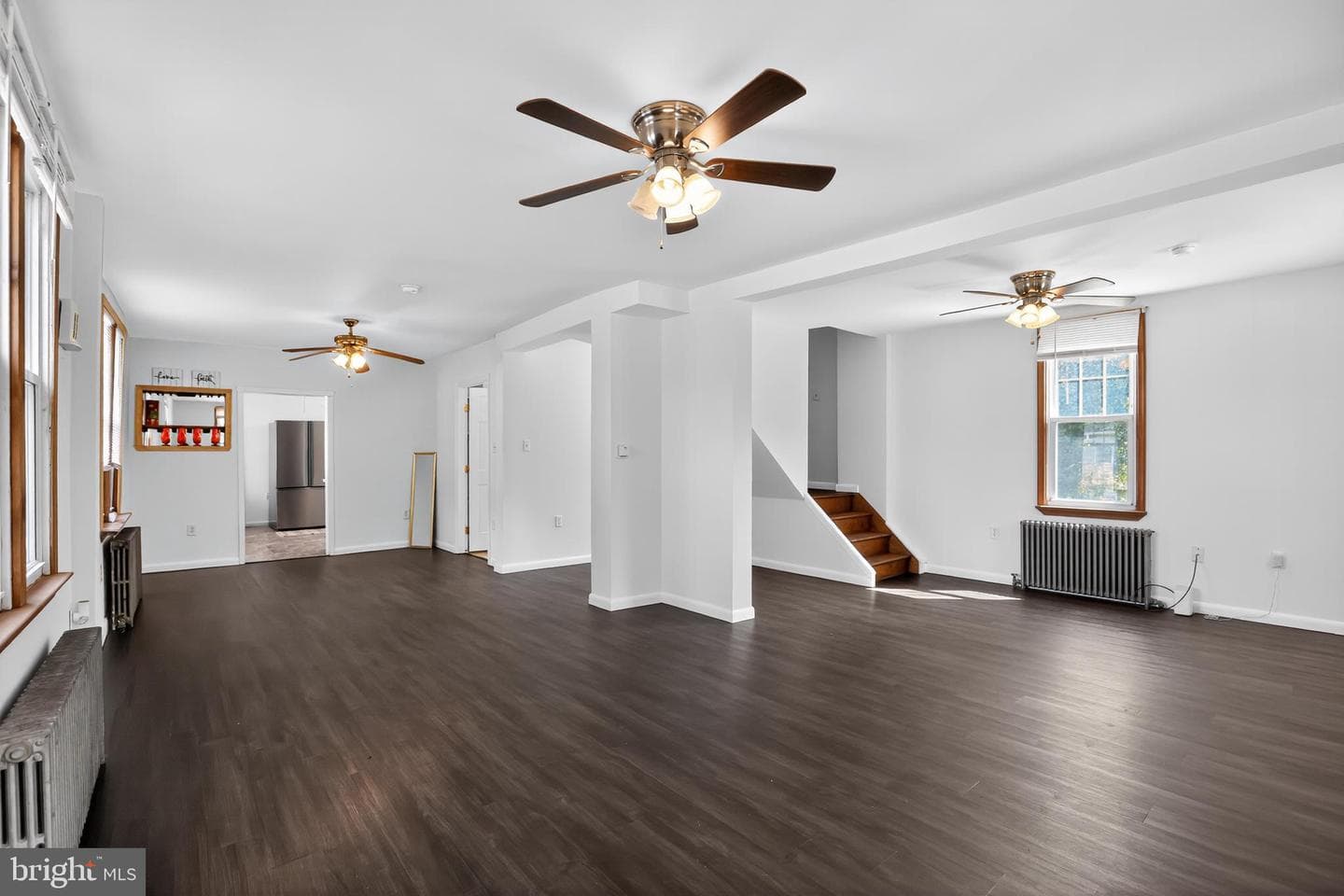 1079 Riverside Drive photo 12