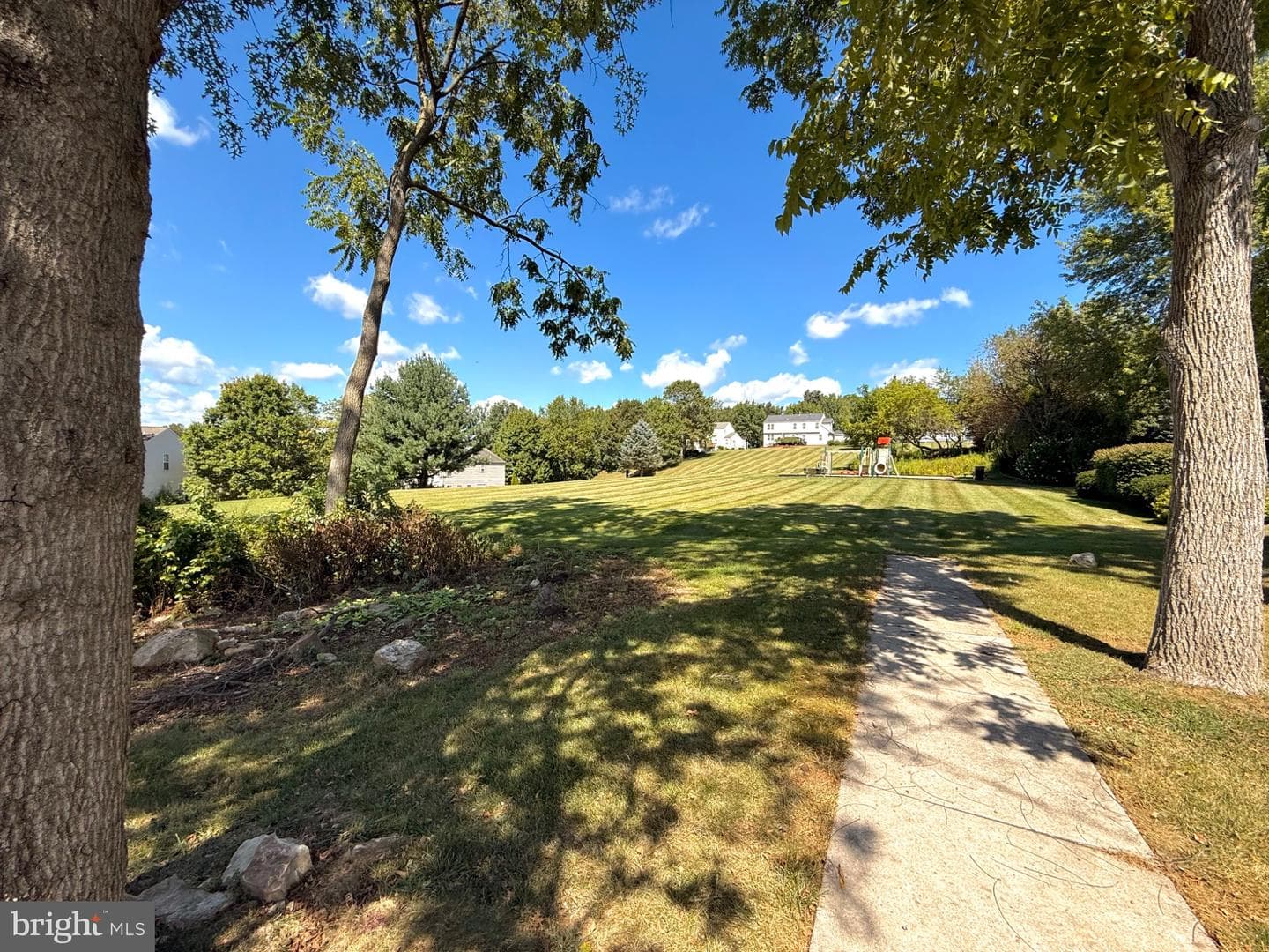 219 Flagstone Circle photo 31