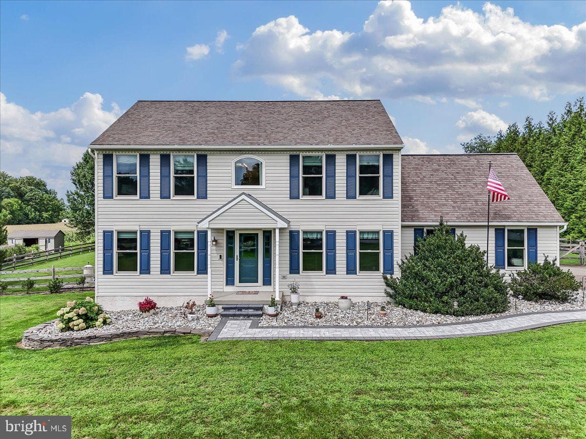 237 Country Drive photo 49