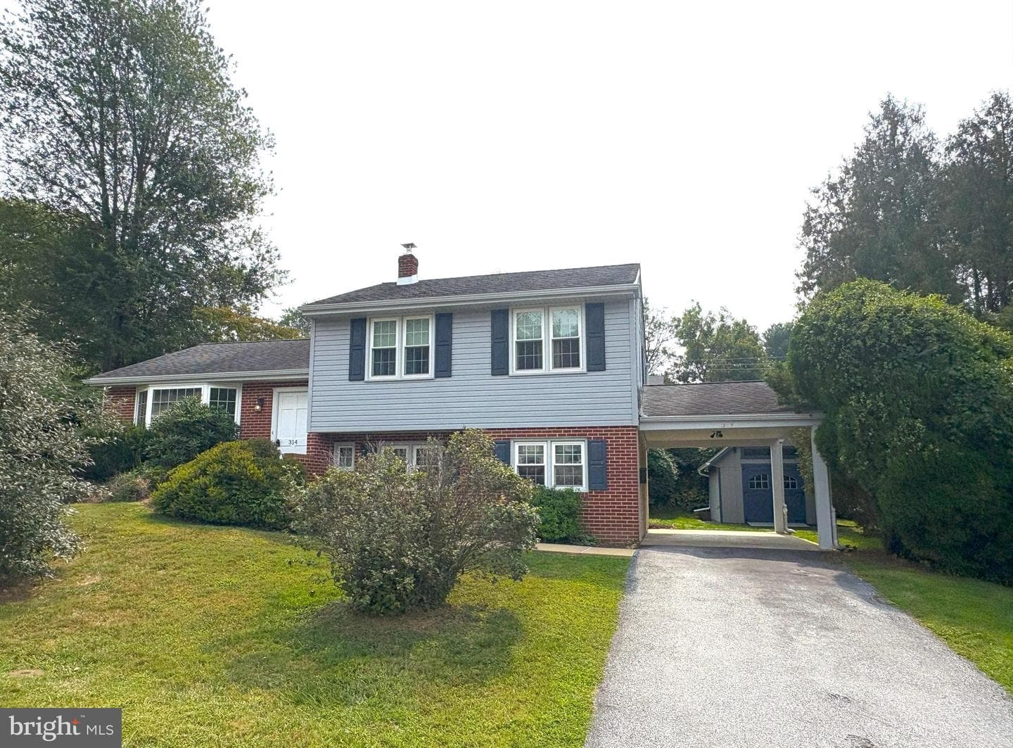 314 Mayfield Avenue photo 1