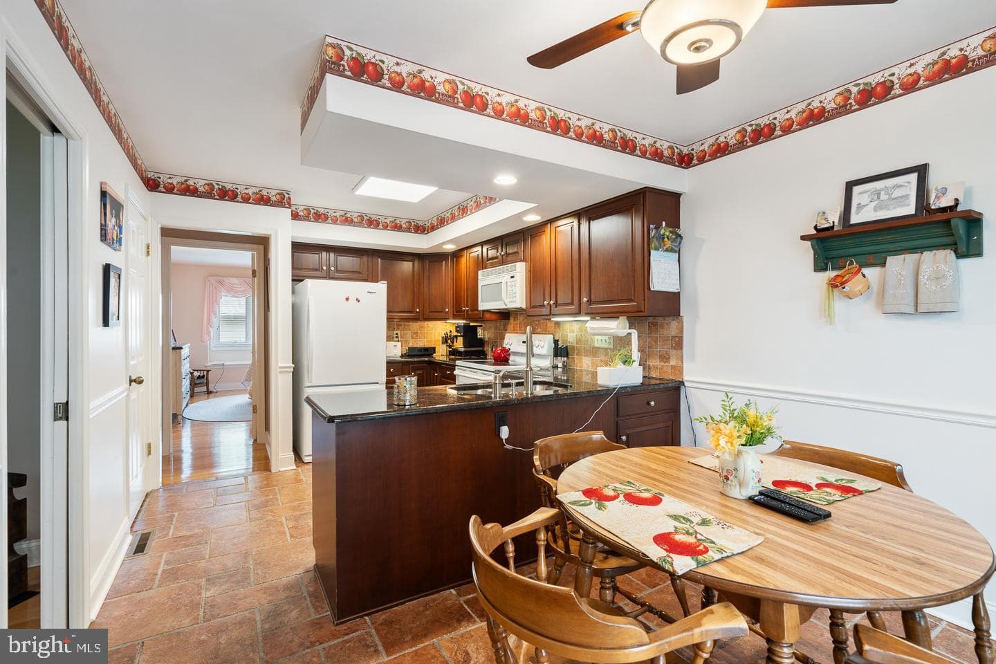 505 Eaton Way #505 photo 18