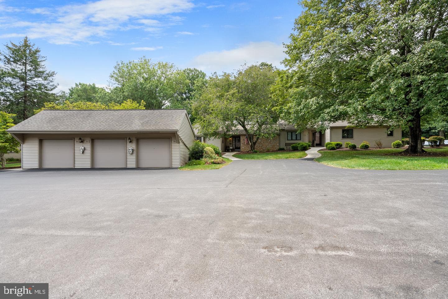 505 Eaton Way #505 photo 33