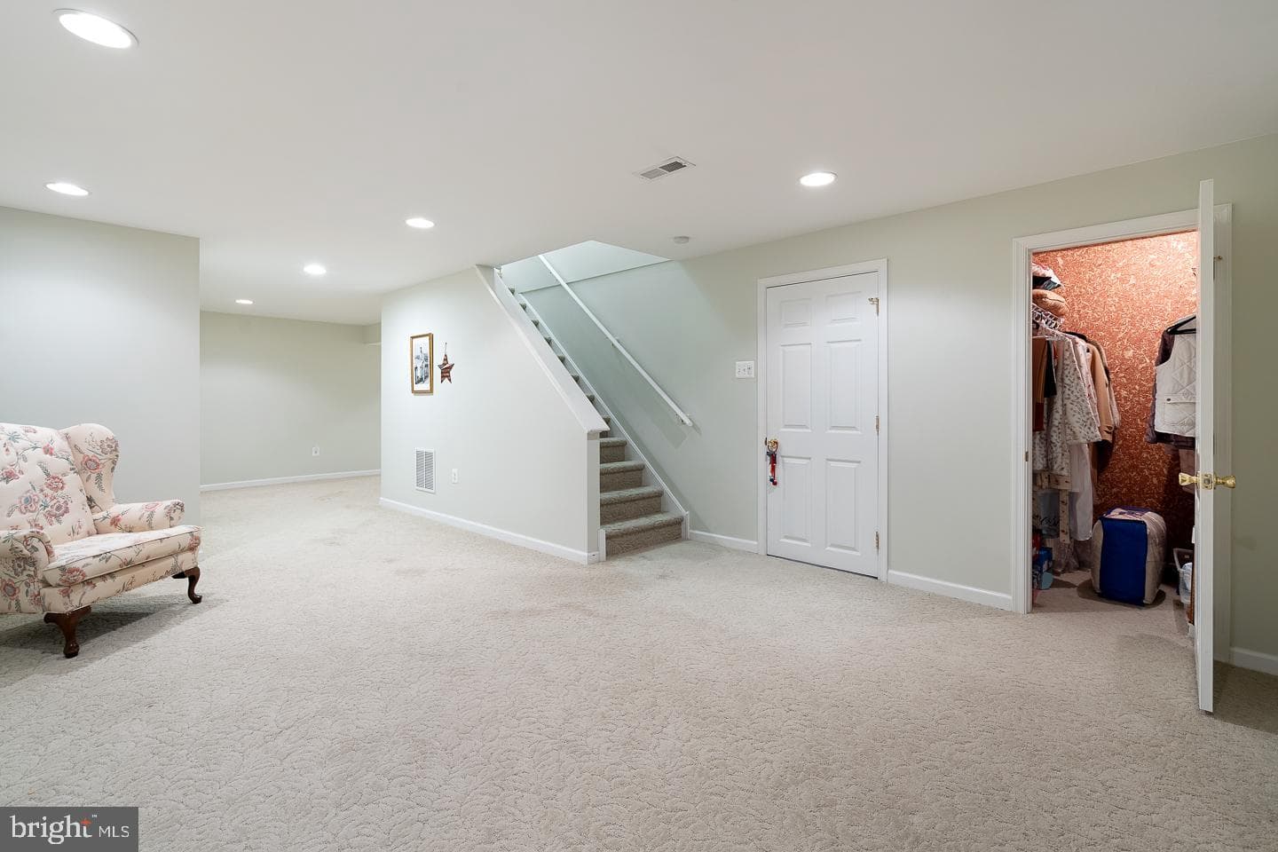 505 Eaton Way #505 photo 8