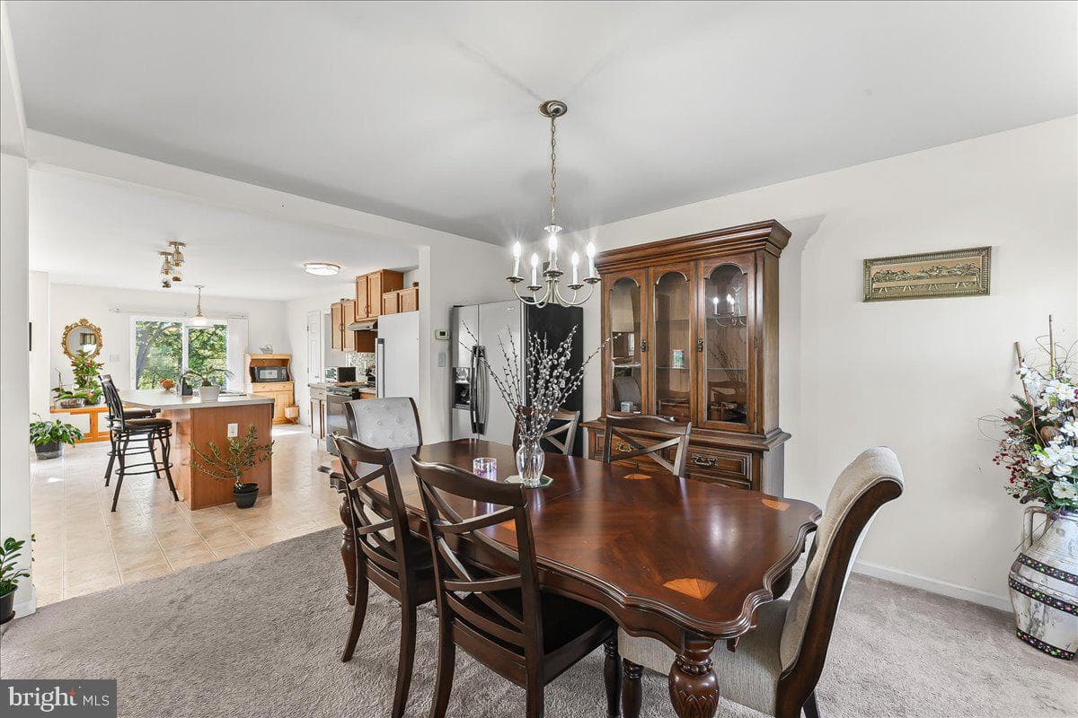 127 Lavender Court photo 10