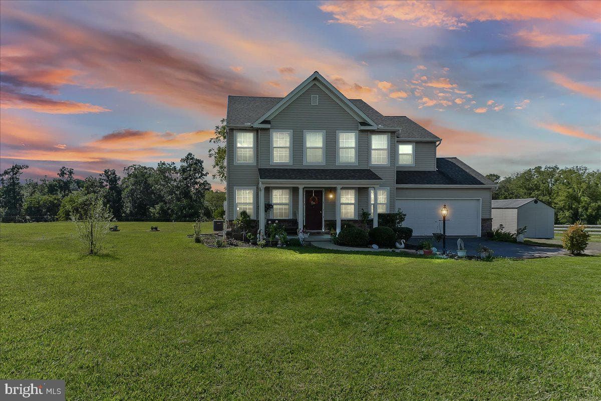 127 Lavender Court photo 2