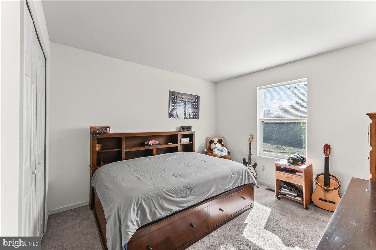 127 Lavender Court photo 27