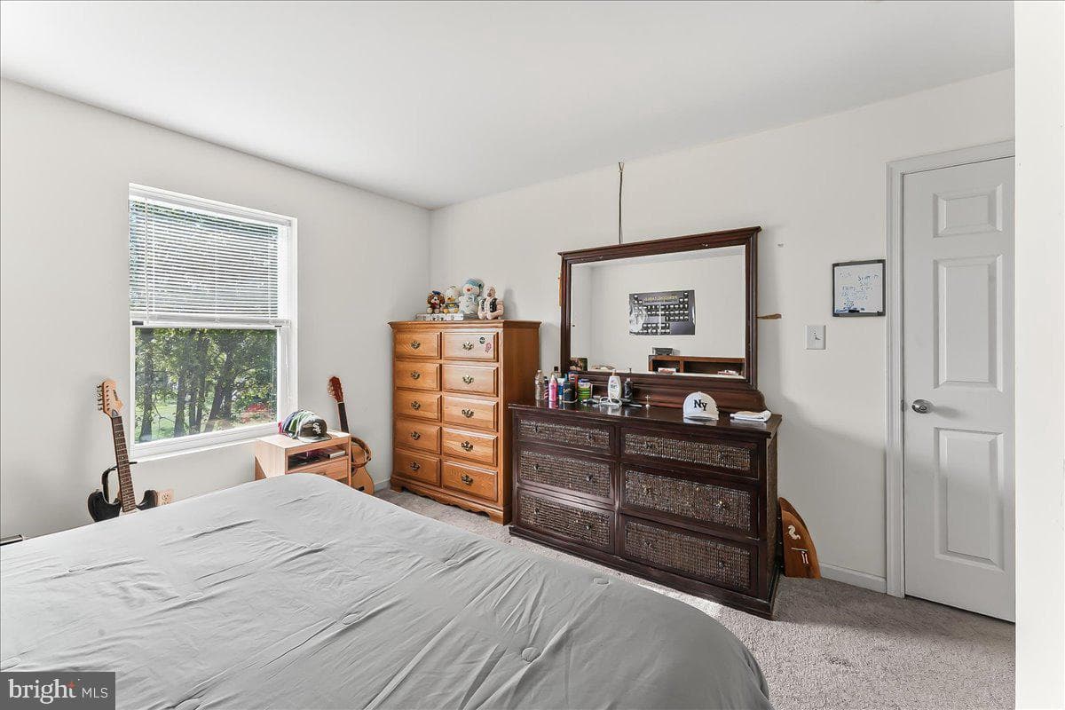 127 Lavender Court photo 28
