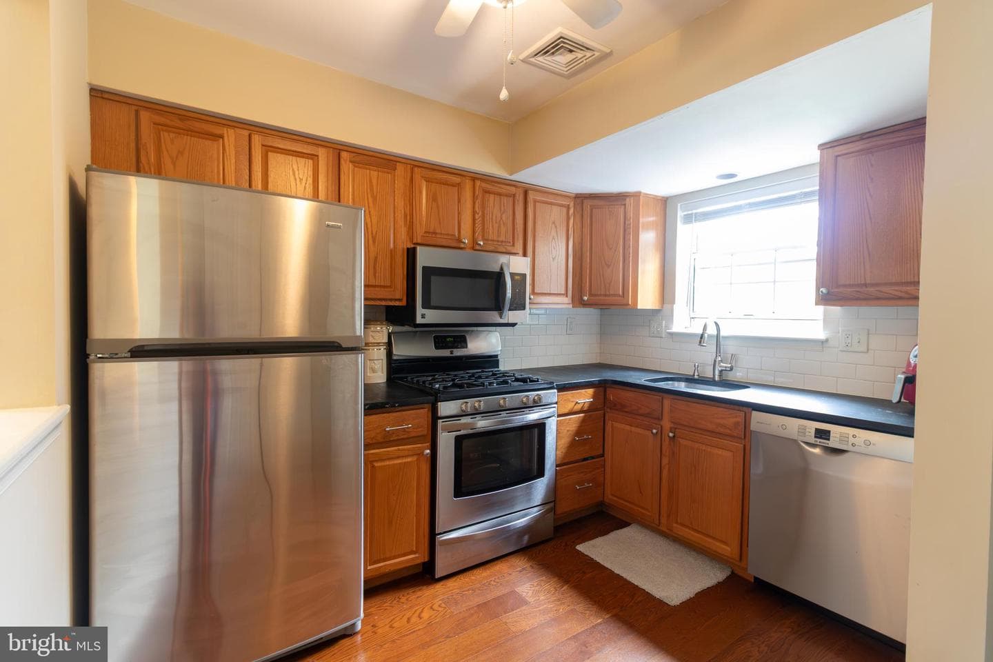 891 Railway Square #62 photo 6