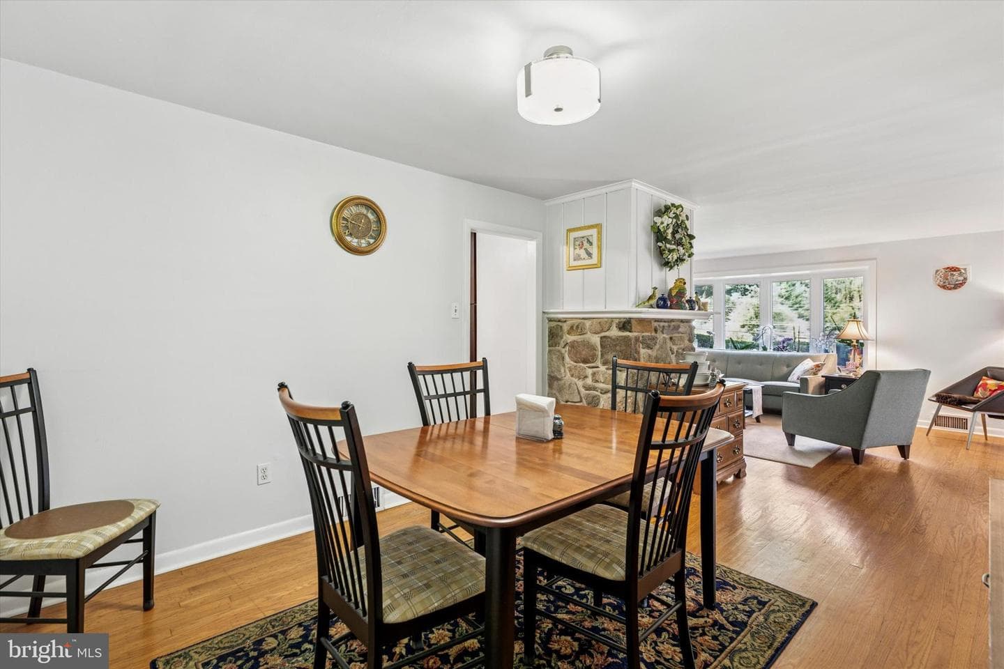 908 Hollow Road photo 14