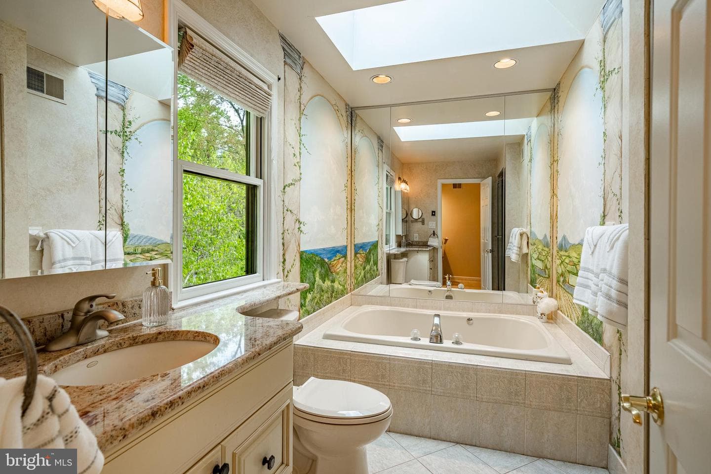 223 Cheshire Circle photo 34