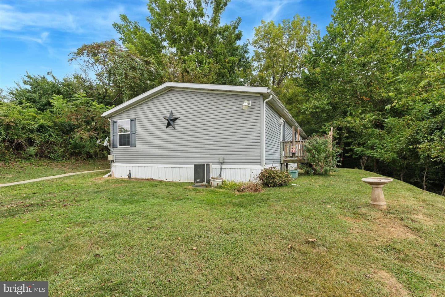 950 Sugars Bridge Road photo 1