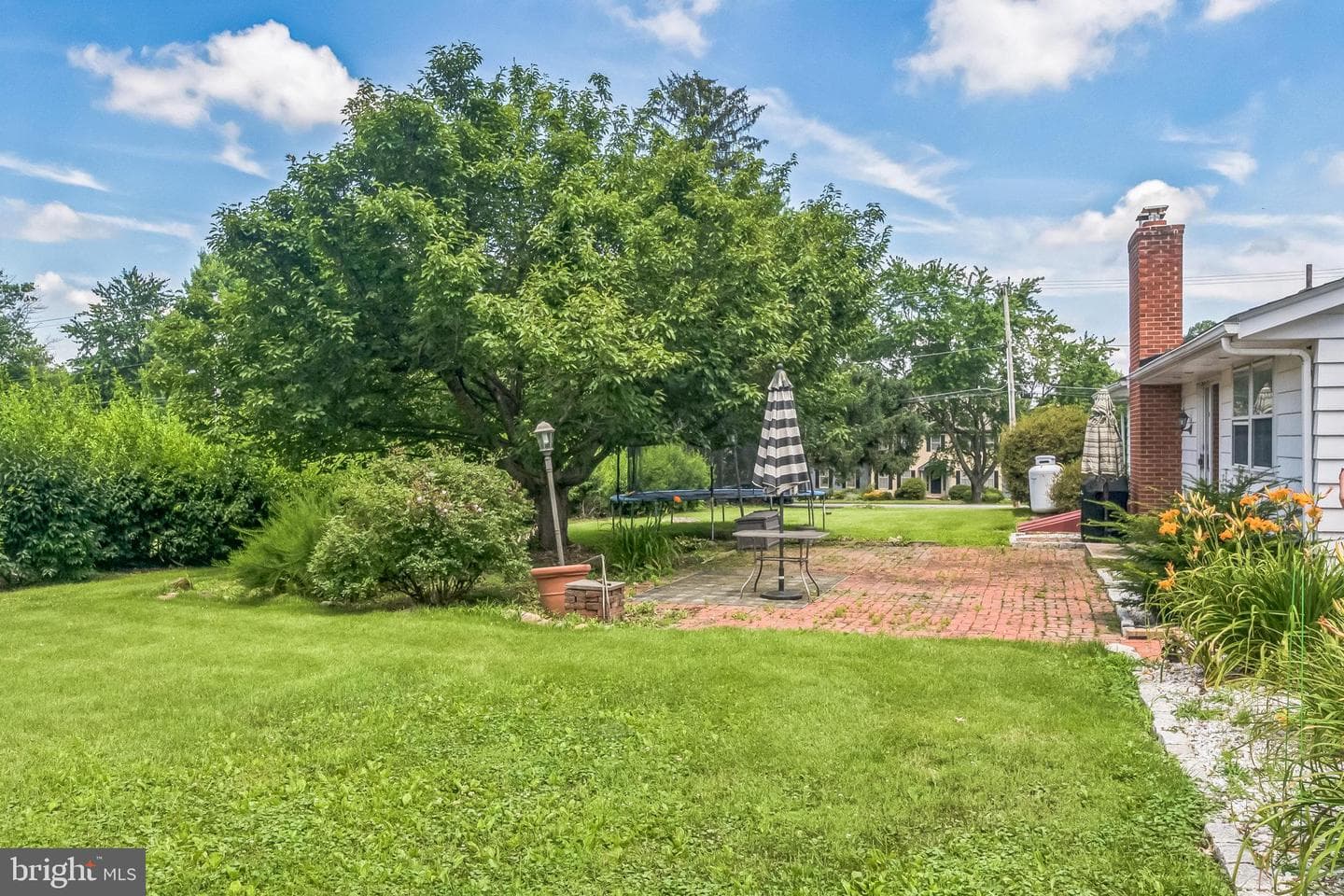 587 School House Road photo 25
