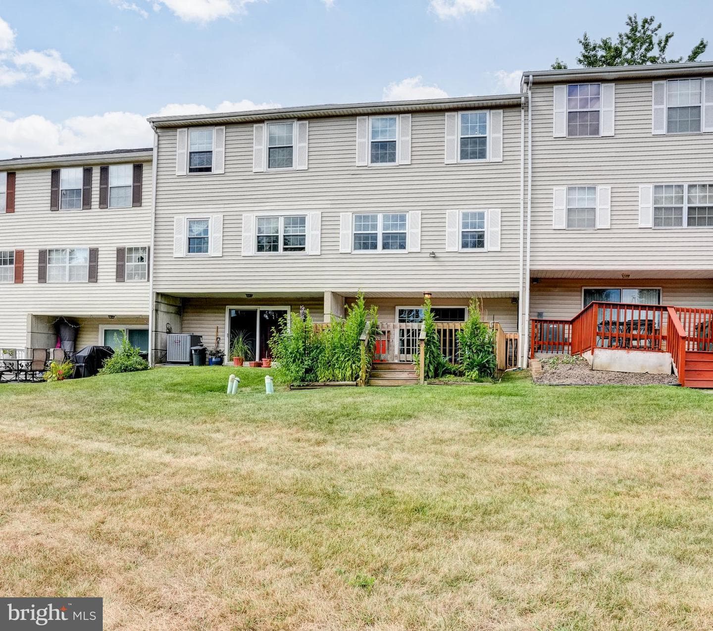 706 Springfield Court photo 34
