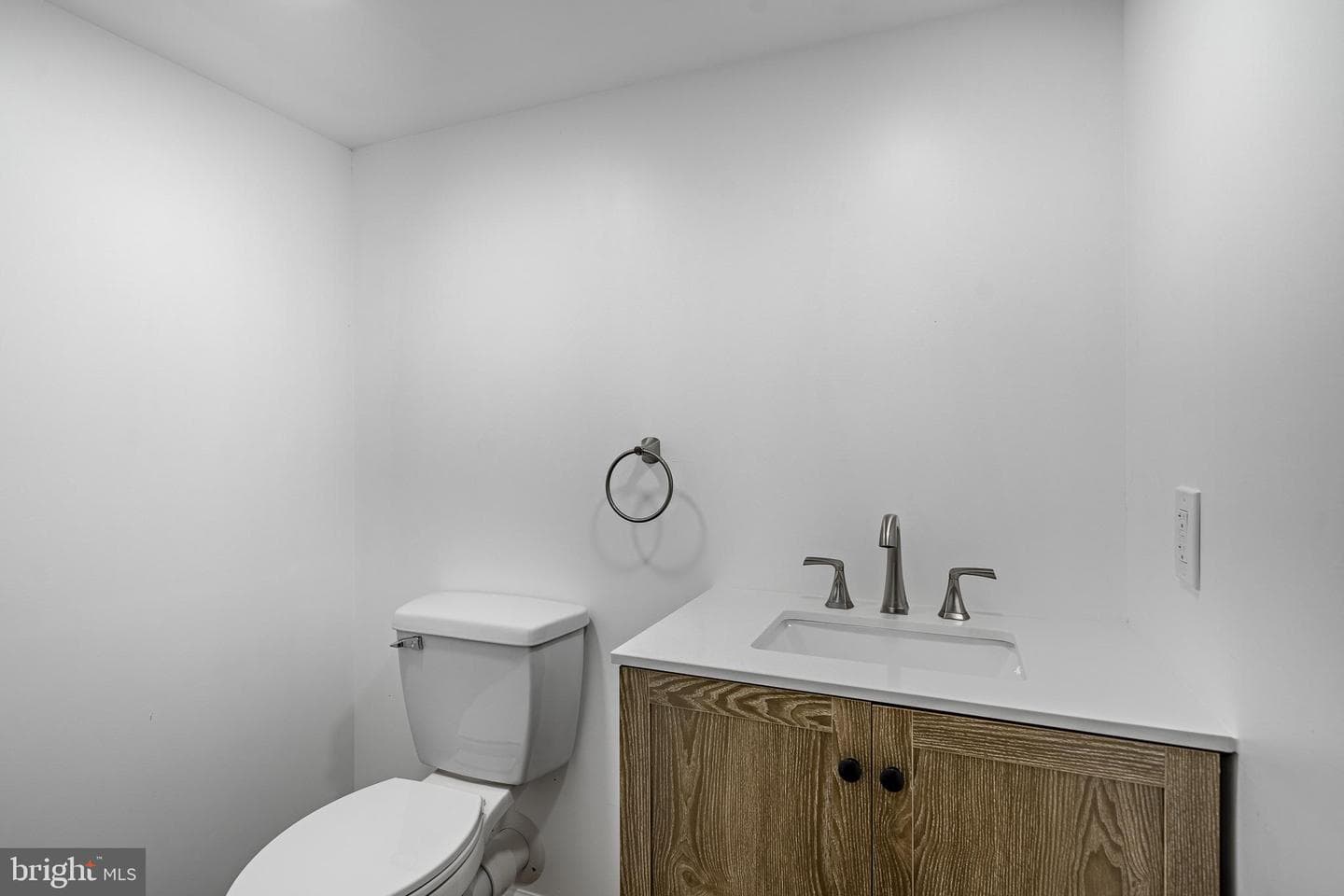1512 Pennsbury Drive photo 41