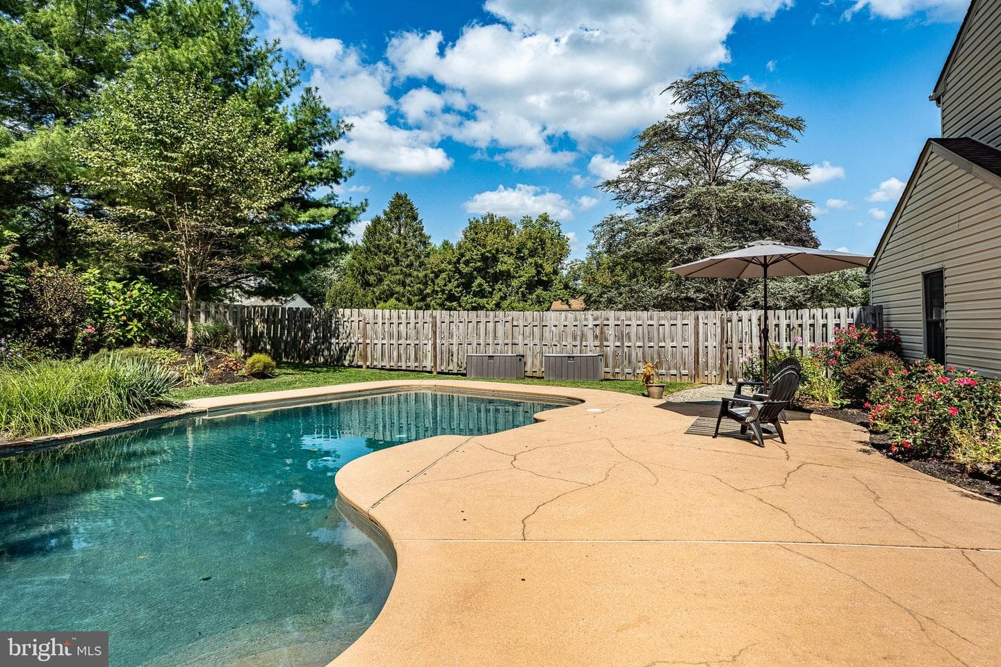 1512 Pennsbury Drive photo 43