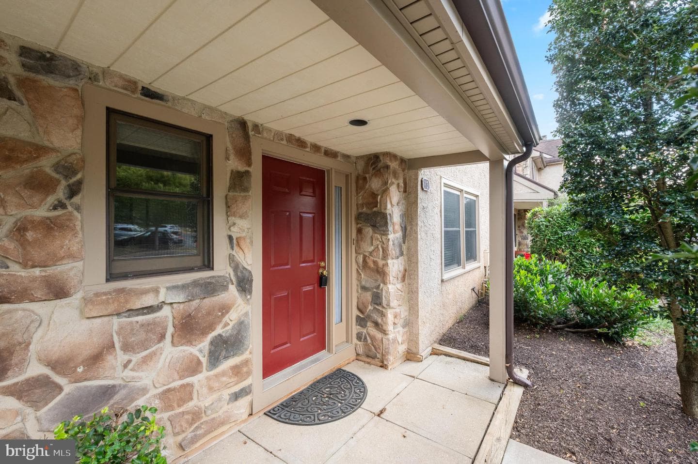 13 Woodstream Drive photo 1